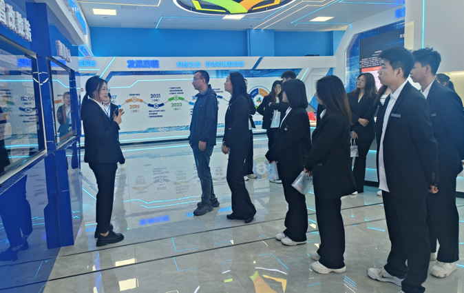  學(xué)校受邀參加四平市科技周展演活動(dòng)